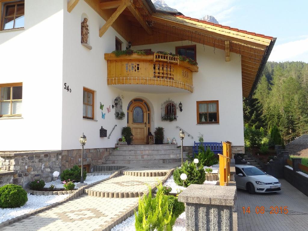 Alpen-Chalet Ehrwald Exterior photo